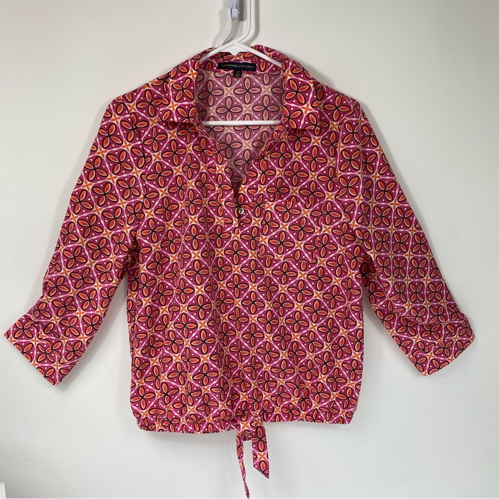 ADRIENNE VITTADINI Women’s Blouse 3/4” sleeve Size:Medium w/waist tie bow front.
